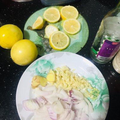 这道家喻户晓的泡凤爪是怎么做的呢？