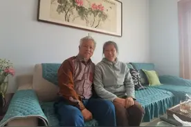 鹤壁六旬夫妇王庆安、王玉花心怀演员梦：跑龙套，走起图片