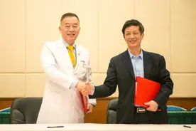 一边手术一边发明，为癌王手术助一臂之力！上海外科医生发明了这些世界首创图片