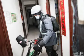 寒冬守夜人丨代驾小哥的冬夜惊喜图片