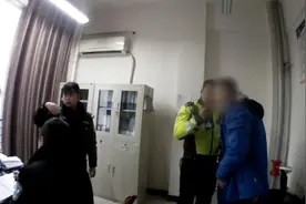 担心隔夜酒误事，男子主动找交警测“酒驾”