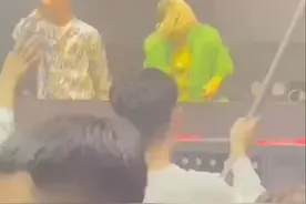 飒！长沙一66岁奶奶酒吧当DJ，网友：现在还是不要聚集了图片