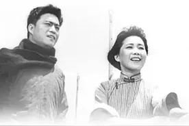 大浪淘沙始到金图片