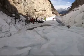 搜救队长还原西藏冒险王救援细节：视频中的“手脚”实为冰块图片