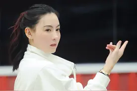 张柏芝素颜运动装训练图片
