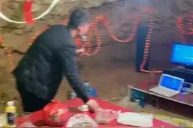 百年窑洞被改造成KTV纵情唱歌，有网友点赞创意，也有网友担忧安全图片