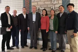 世界自然保护联盟（IUCN）理事会主席章新胜一行来我校调研图片