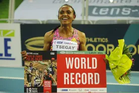 尘封七年的女子1500米室内世界纪录被打破图片