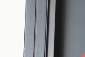 华人小姐姐迪拜打拼三年，春节做一桌大餐与奶奶隔空干杯视频封面