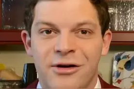 美国脱口秀演员艾杰西中文说“相声”新年愿望是明年活得下去图片