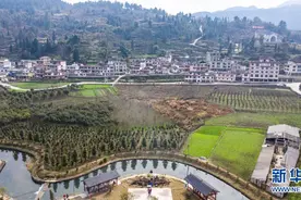 贵州龙里：山歌伴飞新气象图片