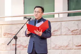 南京一中新任校长朱焱“开学第一课”精彩开讲：希望你们成为更高段位的学习者