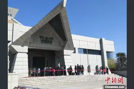 《唐宫夜宴》带“火”文物 游客争相打卡河南博物院图片