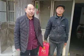 宿迁一社区干部被命名为全国岗位学雷锋标兵图片