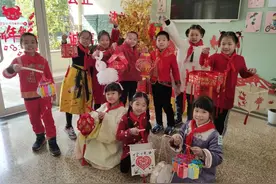 长宁学生自制元宵花灯，精心扮靓校园！图片