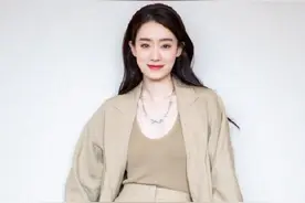 张小斐全国粉丝后援会解散 将由经纪公司接管图片