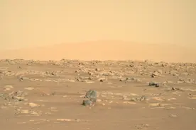 NASA“毅力”号拍全景照 360度展现火星样貌图片