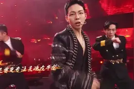 追光吧哥哥：胡夏李汶翰组《勋章》满含热泪，你们就是光本身！视频封面