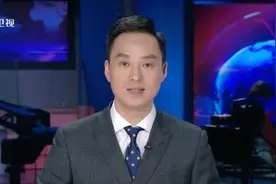 新任重庆市委常委，是一位少将书法家图片