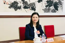 全国人大代表、峨眉山市市长吴小怡：推进峨眉山旅游“三个转变”做成渝文旅发展新亮点图片