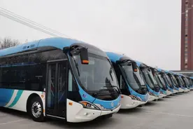 智能调度 雷达预警 无障碍踏板 德州公交上新了图片