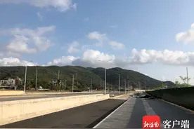 三亚市学院路延伸段工程施工进度超90% 将于6月完工图片