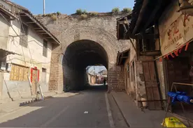 600年历史古城门年久失修濒临垮塌！西昌启动修缮，禁止机动车通行图片