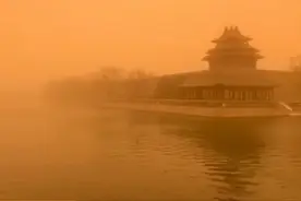 十年一遇的沙尘暴天气突袭北方，17省份受影响，目前正向南推进图片