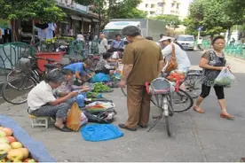 点赞！小区停车有“家法”，规范管理人人夸图片