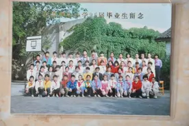 杭州市夏衍小学传唱近90年的老校歌，想要加入新时代元素，我们邀你来续写图片