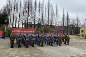 下一站军营 新兵：刻苦训练 保家卫国图片