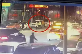 西安男子开车接妻子下班，半路却被妻子报警举报了！咋回事？图片