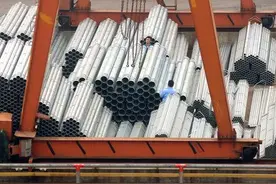 人均工资破10万 钢铁行业如何从低工资变成“准高薪”？图片