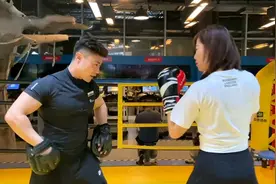 机械专业转行做健身教练！济南一教练10年助400人完成健身目标，希望练到80岁图片