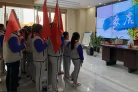 青春守护少年的你图片