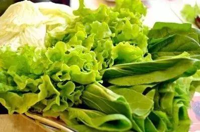 研究发现,吃绿叶菜也可以增长力气,行走速度也能变快