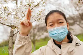 出征！南京邮电大学7名女兵携笔从戎图片