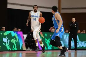 CBA观察：麦克雷献精彩劈扣 首钢常规赛大胜收官图片