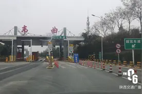 ETC在右、人工在左，西安这一收费站频繁堵车！官方回应整改措施图片