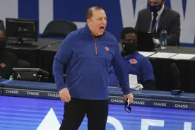 NBA官方：汤姆-锡伯杜当选年度最佳教练图片