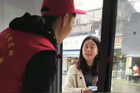 “暖心1公里”缓解湘雅二医院停车难图片