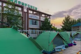 男童称生殖器遭“幼儿园‘怪物’老师”剪断？教育局回应图片