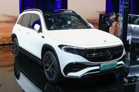 2021上海车展：梅赛德斯-奔驰纯电SUV发布图片