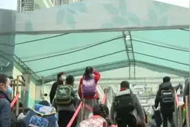 今秋起小学将缩短为5年，初中变为4年？教育部：消息不属实视频封面