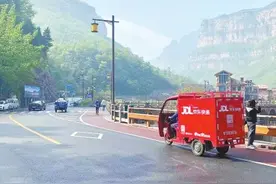 为何大多数快递被投进了快递柜或驿站？派个件0.8元快递员上门动力不足图片