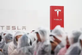 特斯拉回应销售“维修二手车”被判退一赔三：客户代步车拒不归还图片