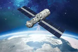 空间站核心舱出征太空：举世瞩目的“第一棒”图片
