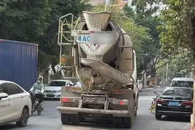 广州海珠这路段泥头车疑似超速？交警：对该区多地专项整治图片