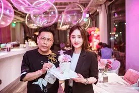 47岁陈德容长这样！庆生美照曝　超嫩瓜子脸＋辣露绝对领域图片