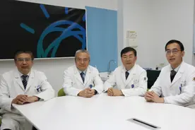 青大附院肾上腺性高血压多学科诊疗联合门诊开诊图片
